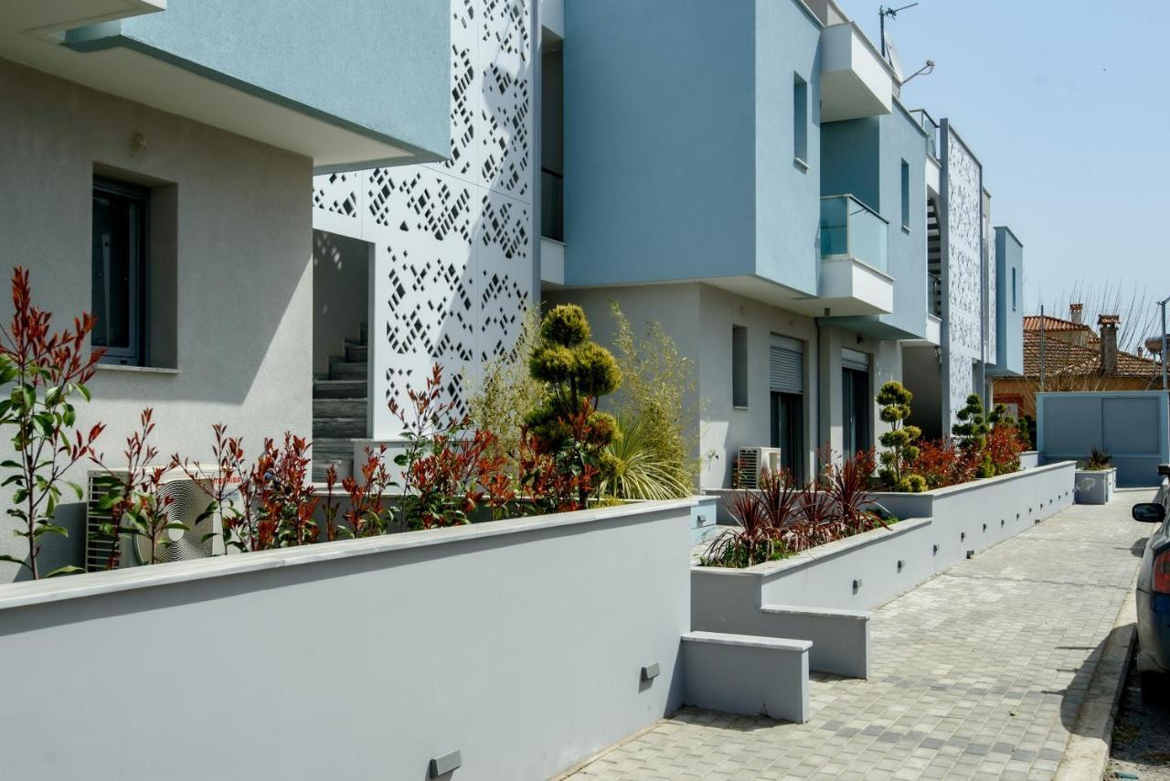 Itaka Studio Apartments - Halkidiki Suites Com Никити Екстериор снимка
