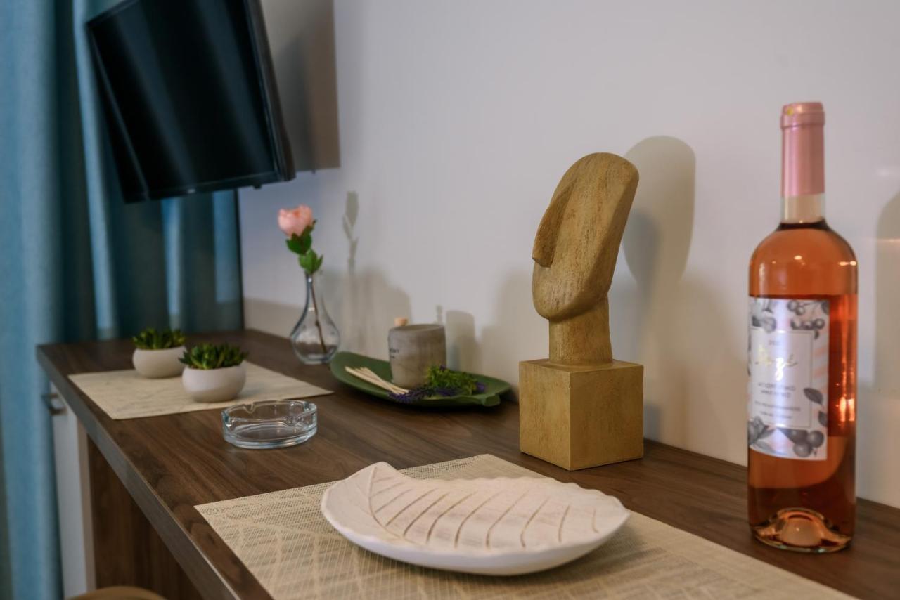 Itaka Studio Apartments - Halkidiki Suites Com Никити Екстериор снимка